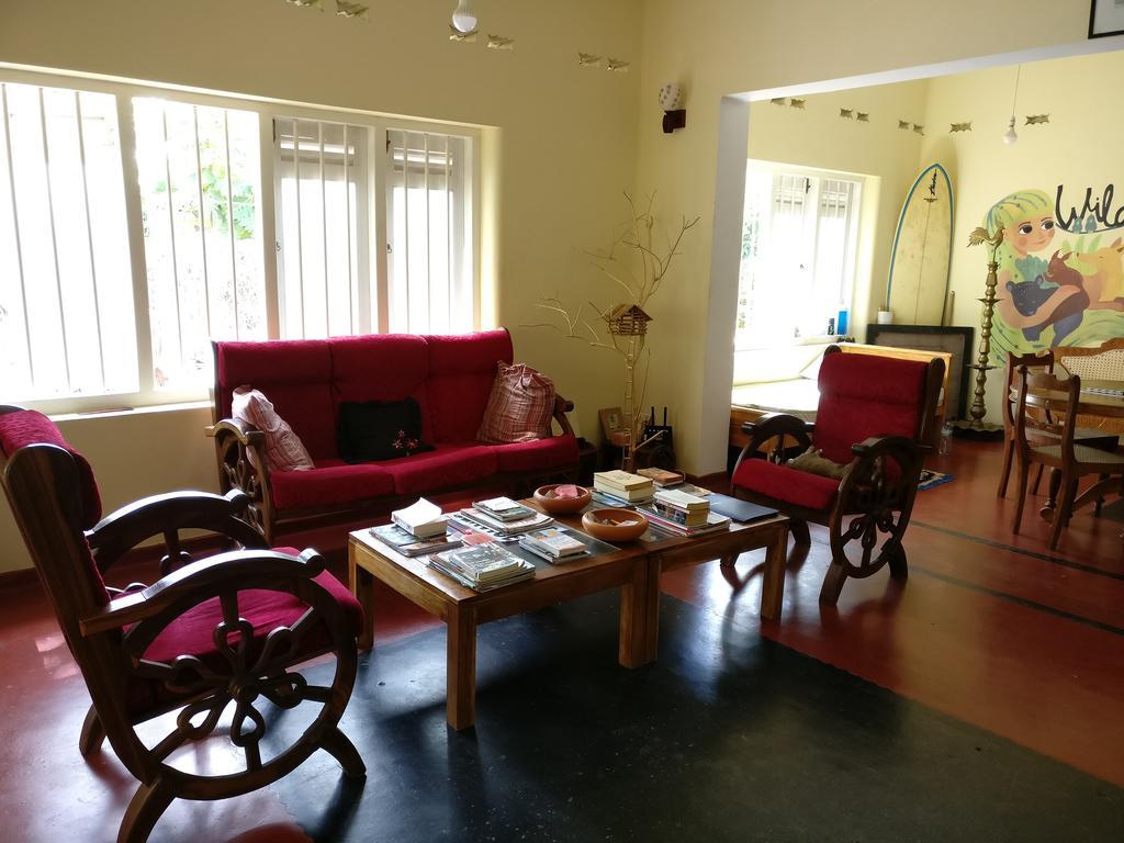 Chami'S Place Хиккадува Экстерьер фото